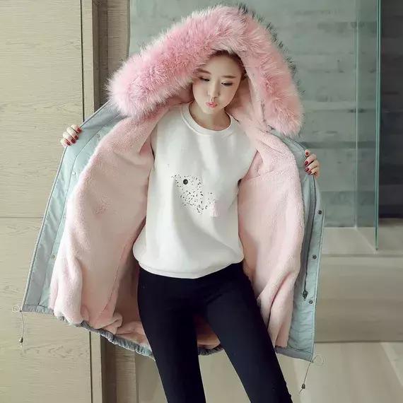 脸小穿大毛领显脸更小吗,显脸瘦帽子加大