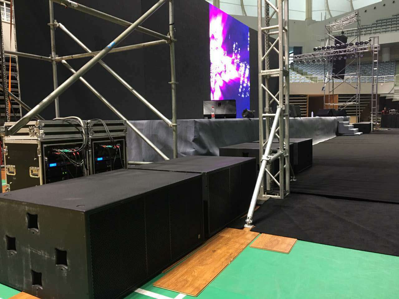 锐丰音响rf系列与lax有什么区别,锐丰音响便携