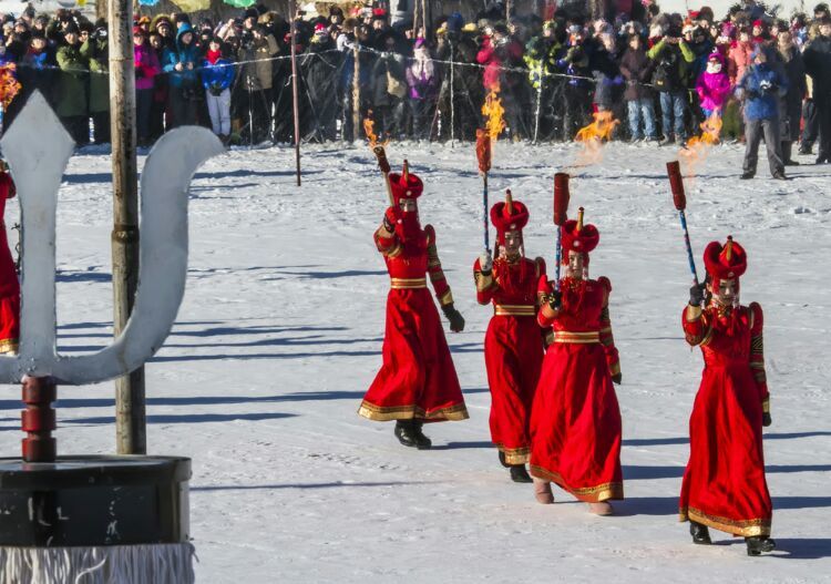 查干湖冬捕纪录片全集,查干湖冬捕地点在哪里