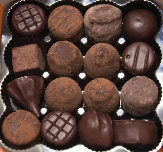 爱上这些巧克力的美味，忘记钱包在哭泣！