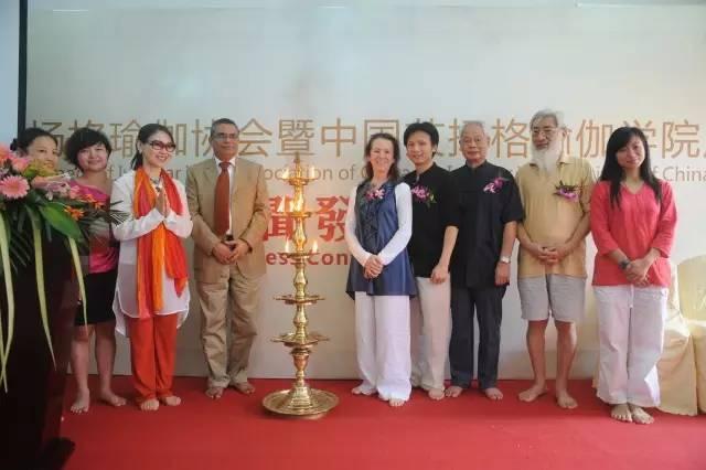 瑜伽小人体式画法教学,如何画瑜伽体式小人