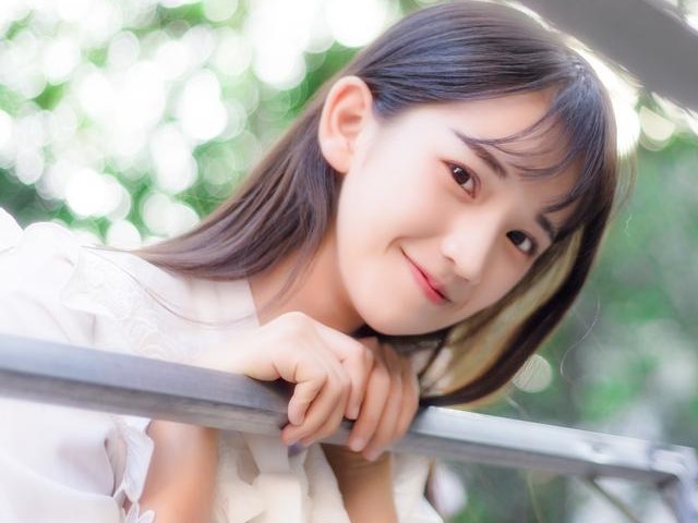 小说：小伙河中抓到一只老蚌，不料开出价值千万珍珠，屌丝逆袭