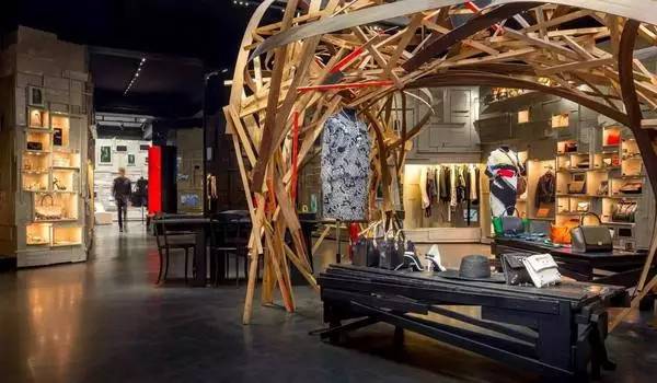 去韩国买衣服推荐买什么,韩国哪里卖好看的衣服