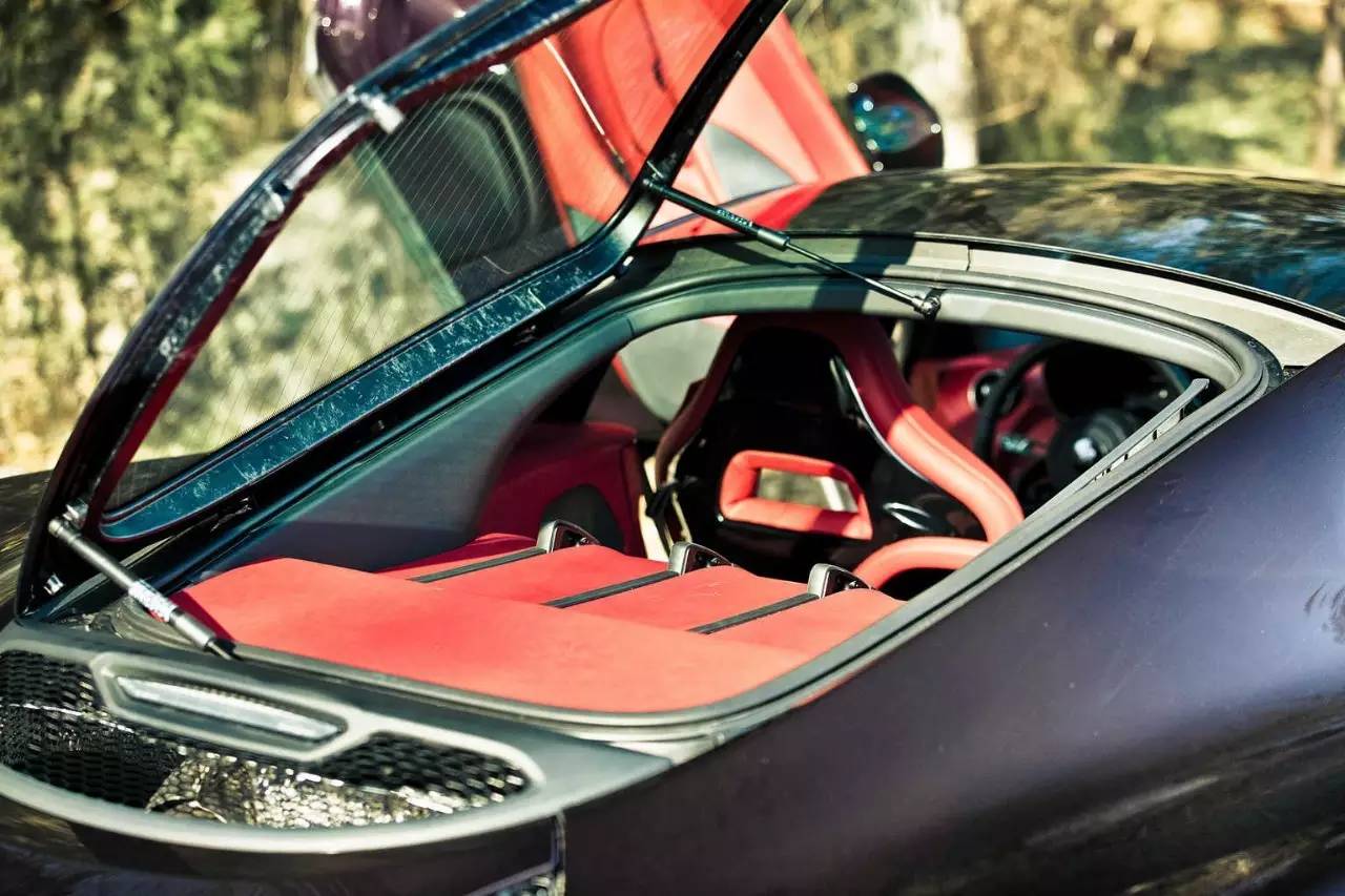 这两款车的体验感受就是:有钱真好丨TheAwards2016