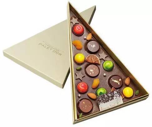 看了这张圣诞送礼清单才明白，没有什么比有个男朋友更重要了！