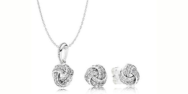 千万别买martiderm的东西,pandora潘多拉官方旗舰店直播