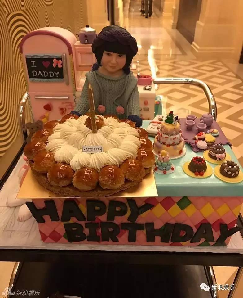 林心如公开秀恩爱是怎么回事,林心如晒清凉戏水照