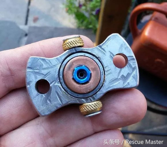 handspinner指尖陀螺,好玩的edc指尖陀螺夜光材质