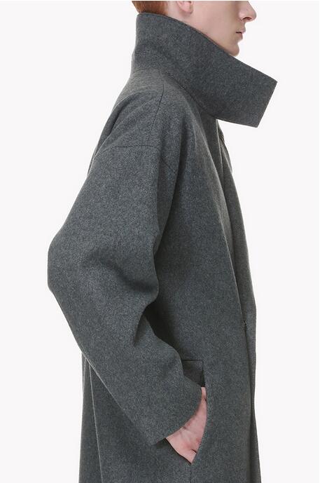 冬日穿搭女高端感大衣,丝贵纯都冬日烟花大衣