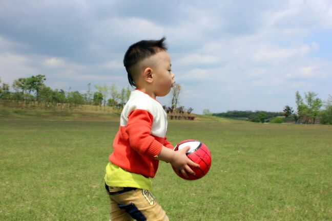 冬天踢球怎么保暖,冬天踢球怎么穿