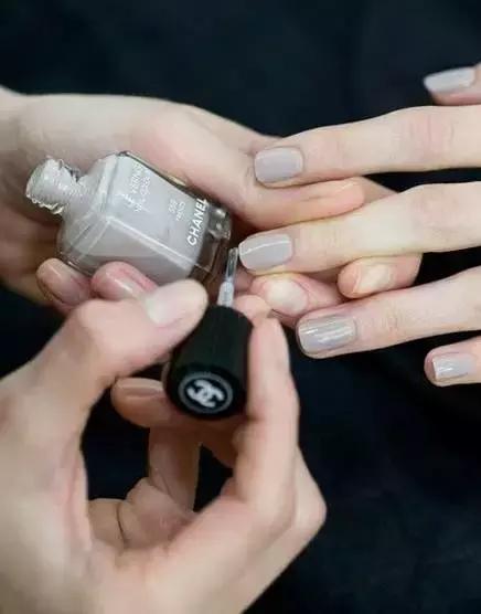 美甲就一定要美睫,美甲就是取悦自己