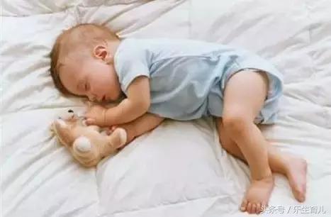 头丑随一生!千万别错过宝宝头型矫正黄金期