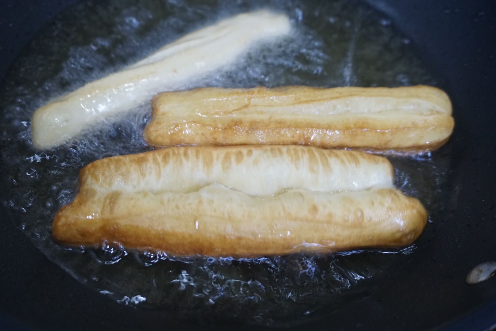 自己做的油条太硬了还可以怎么吃,自己做的油条结实