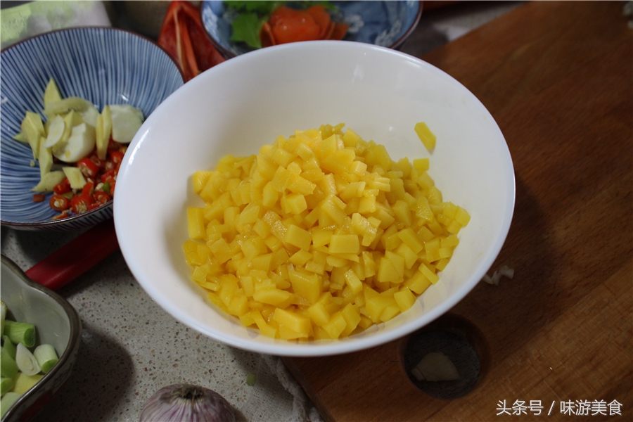 家常芒果虾球做法大全,芒果虾球的正宗做法