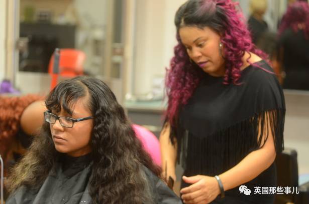 理发店很烦推销会员卡怎么应对,美发店不推销不办卡套路