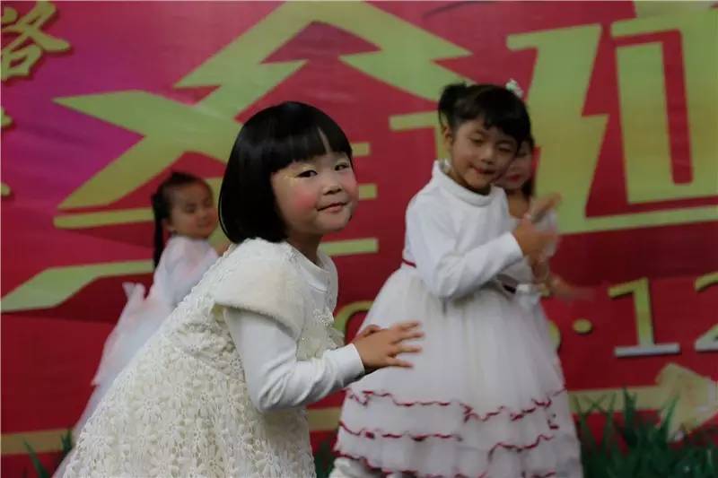 洛基英语外教,洛基山少儿英语