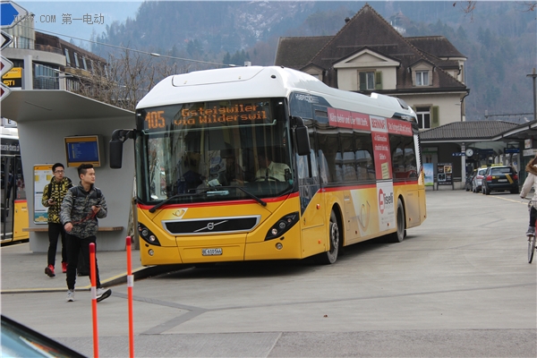 蜜月旅行惊现知豆比亚迪，顺着德法瑞意饱览欧洲的新能源汽车
