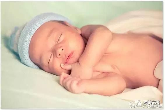 有一种崩溃的累叫宝宝日夜颠倒！想要一觉到天亮，赶紧来看！