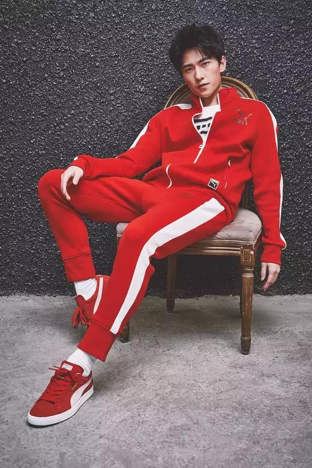 看杨幂职场着装如何搭配,袁姗姗和杨幂同款运动装