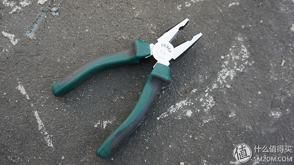 工具控发烧友得伟电钻靠谱吗,世达12v电钻评测