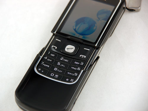 当年的奢华高贵之选，诺基亚8600