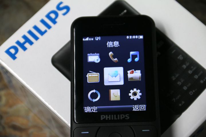 飞利浦e180手机怎么样,飞利浦老人机充电器