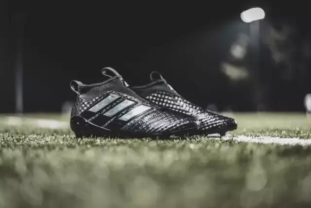 色彩斑斓的新一年,先从黑白格纹之耀开始吧!