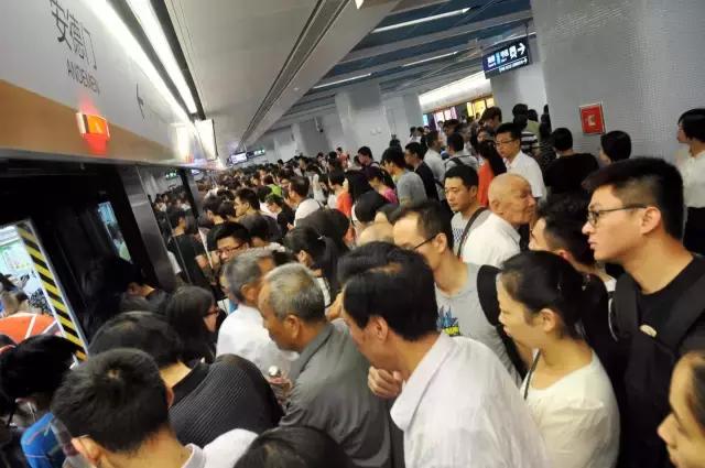 南京新街口地铁站几条线,南京地铁有多少门