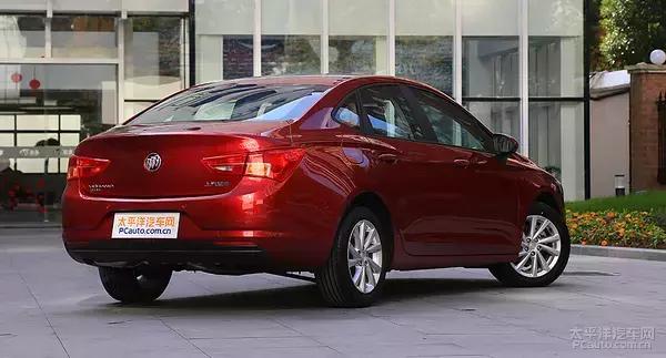 别克威朗乐享版驾驶体验,配置提升十分显著的车型