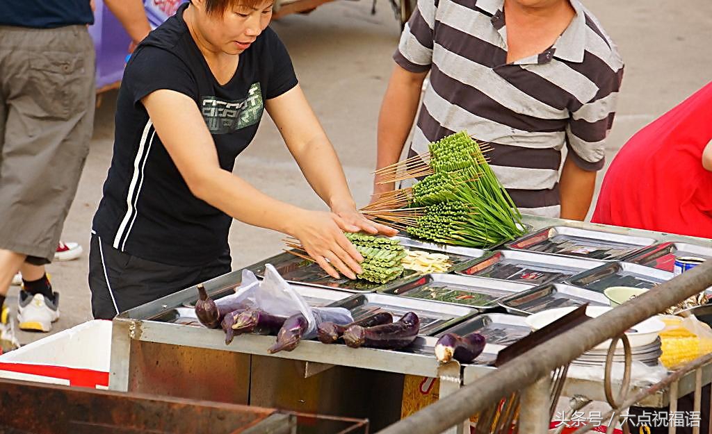 摆地摊卖衣服顺口溜练口才,摆地摊卖洗衣液顺口溜大全
