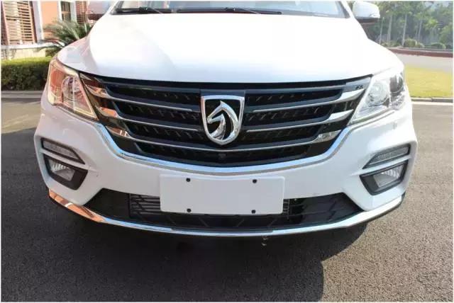 试驾体验宝骏560费用,宝骏5601.5t律动版定速巡航