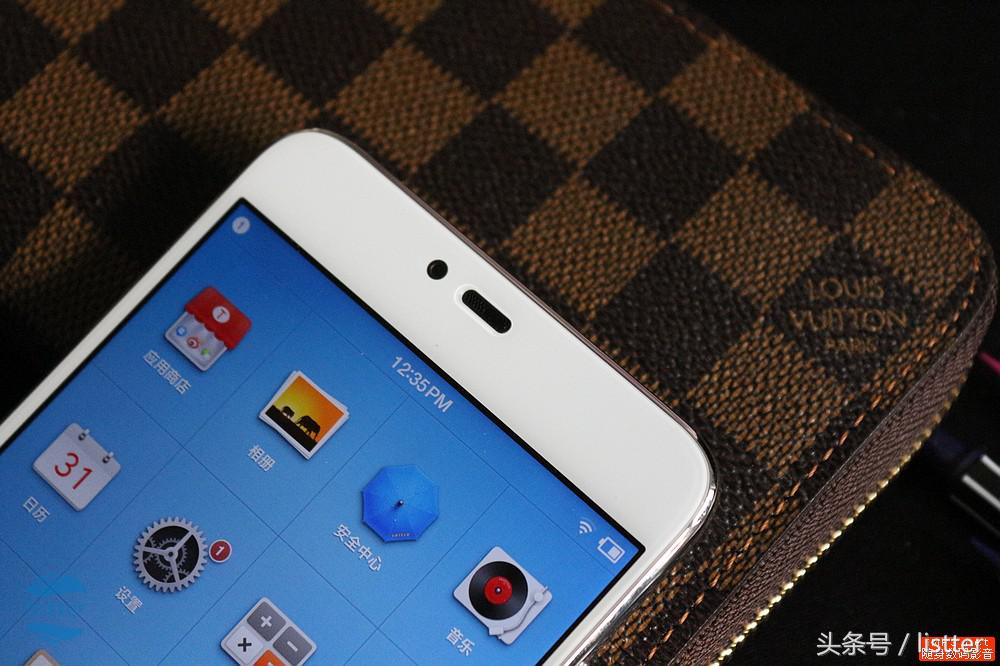 为信仰充值究竟值不值?看镜面不锈钢版锤子M1L测评