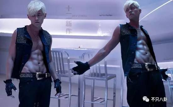 6颗蓝莓吃10分钟，无油无糖无淀粉还不能喝水，男星健身这么拼