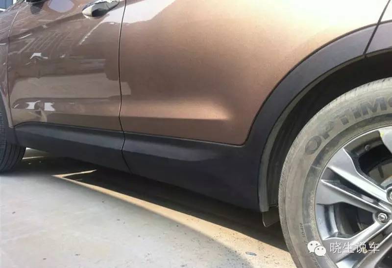 车上黑塑料泛白怎么办,车上的黑塑料发白怎么处理