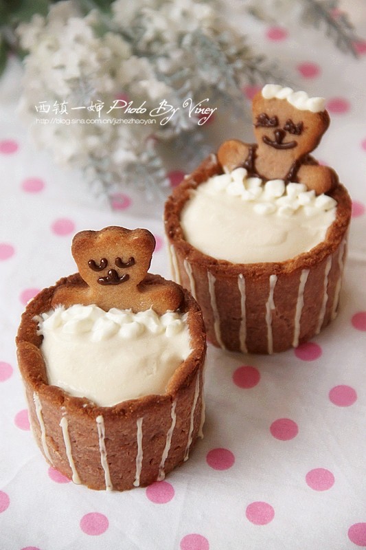 和宝宝一起做简单小熊饼干的面点,做美食的小熊饼干