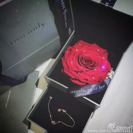 她们的情人节，虐狗指数绝对不逊于昆凌