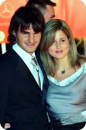 费德勒球衣演变,费德勒发型