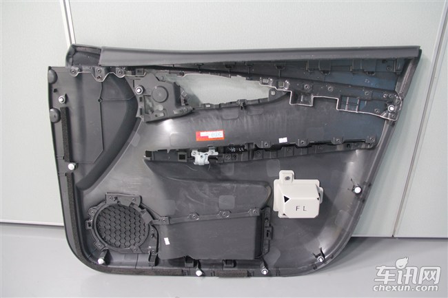 日产2018逍客智享版拆解视频,第三代逍客和逍客经典拆解对比
