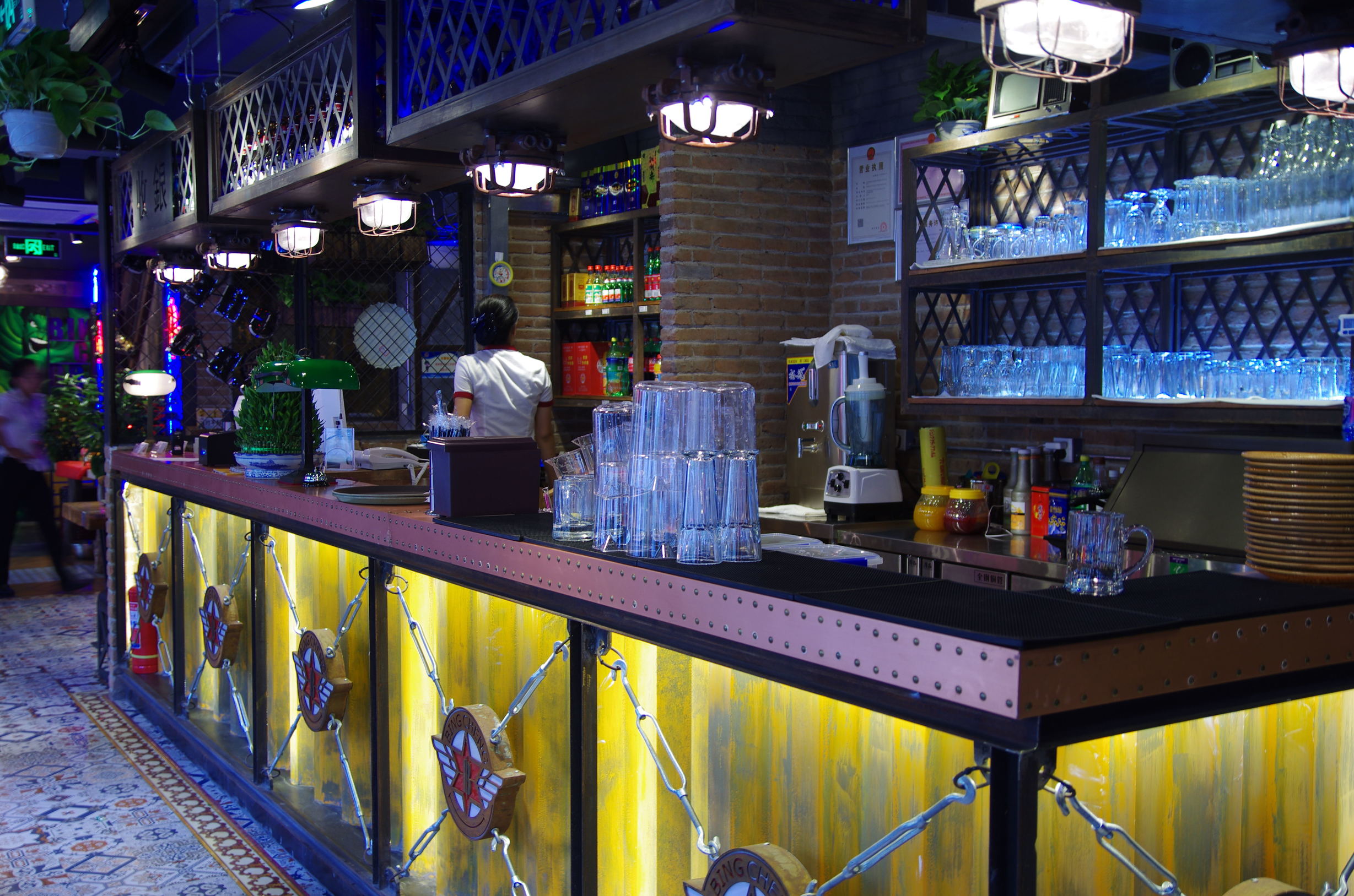 掘金供应链，冰城串吧携“冰工厂”入局背后的思考