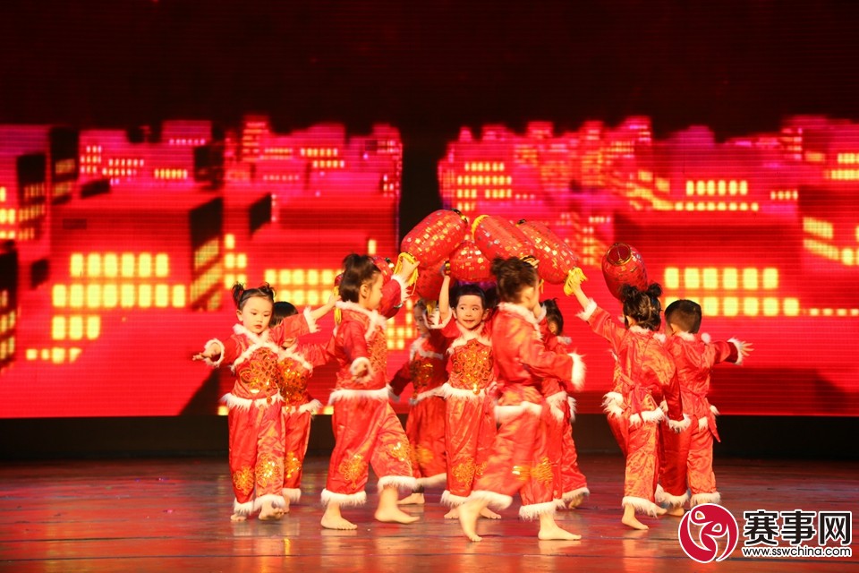 赛事网春晚录制圆满结束，正月初一至初三请锁定福建教育电视台