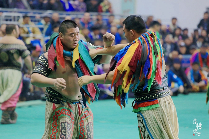 蒙古最精彩的竞技比赛,蒙古国搏克竞技
