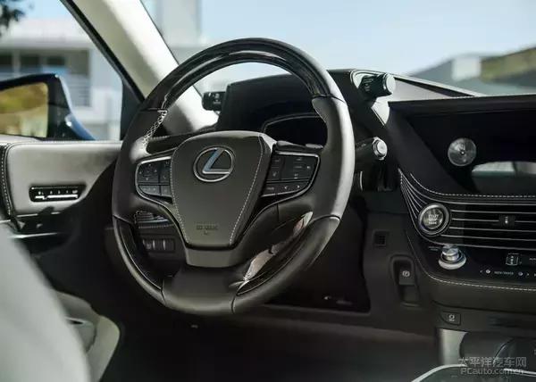 谦谦君子亦需V8！雷克萨斯LS家族历史