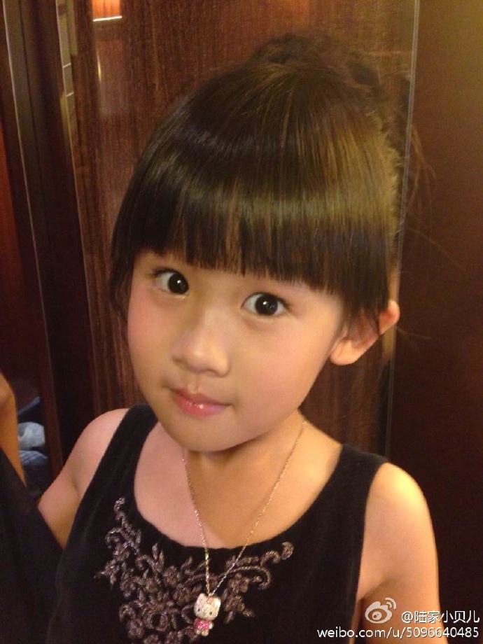 贝儿杨阳洋费曼摘菠萝,爸爸去哪儿贝儿杨阳洋费曼