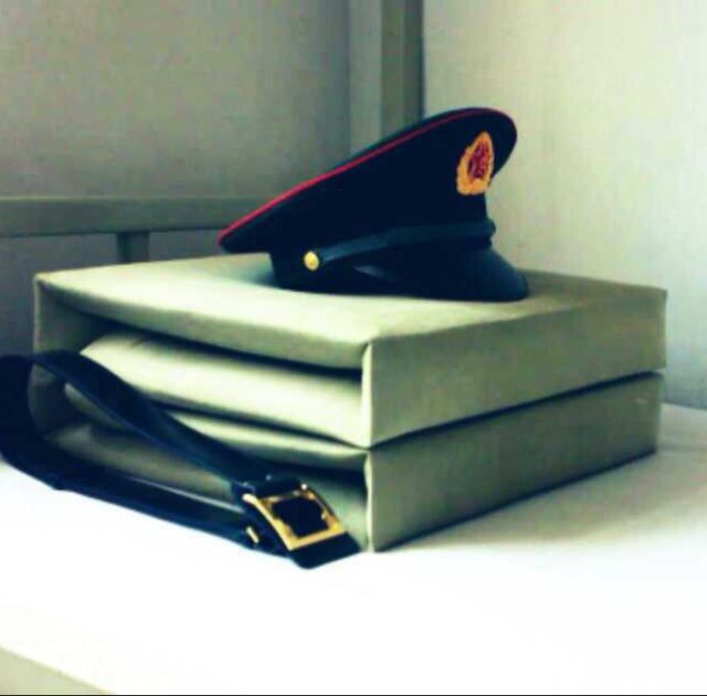 亲爱的战友难忘的一生,亲爱的战友原版