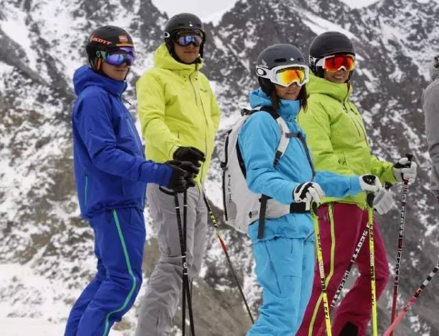 如何选择合适的滑雪服,滑雪服省钱买法