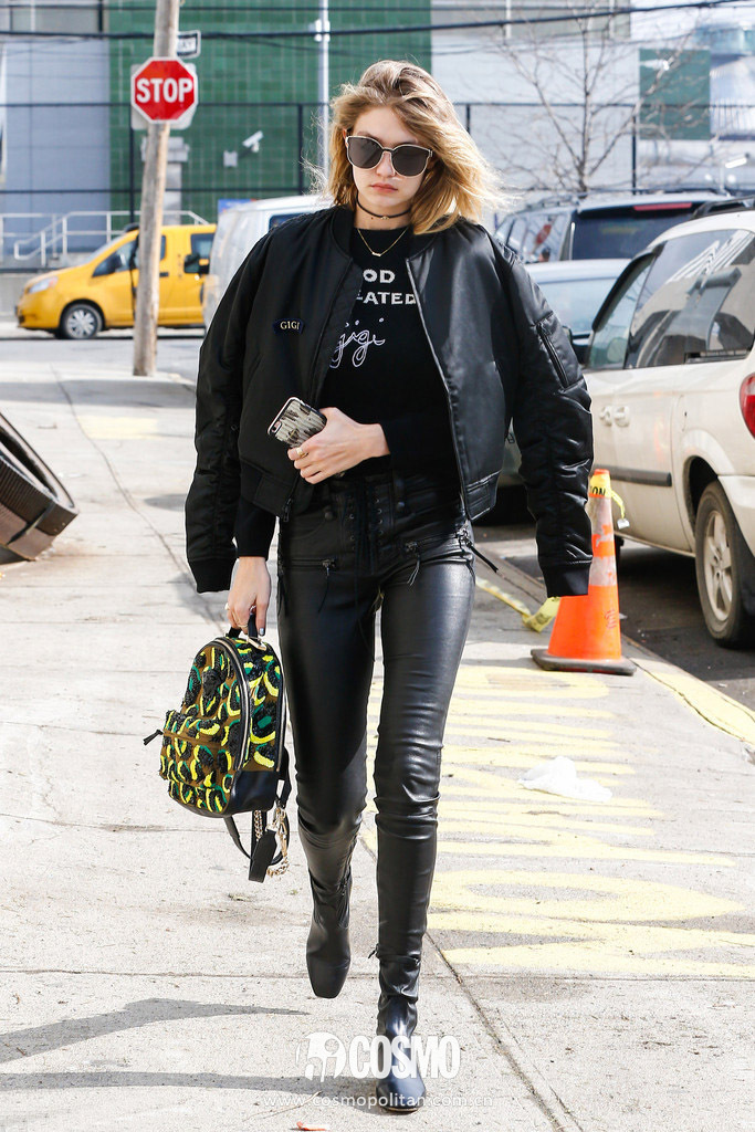 我对你大衣内搭有个建议，不知当讲不当讲