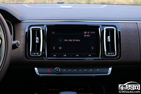 试驾新一代雪铁龙c6,2017年雪铁龙c6旗舰测评