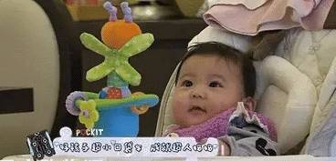 贾静雯家的咘咘现在多大了 (贾静雯咘咘饼干)