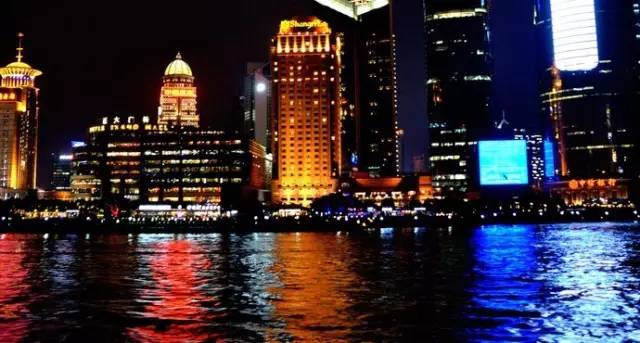 敢看吗？在北京你的工资只配样过年！