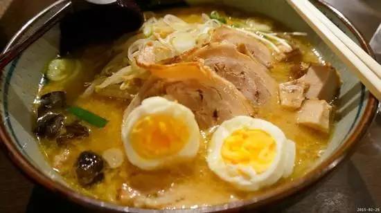 过年回家前，我准备天天慵懒性感地吃碗面